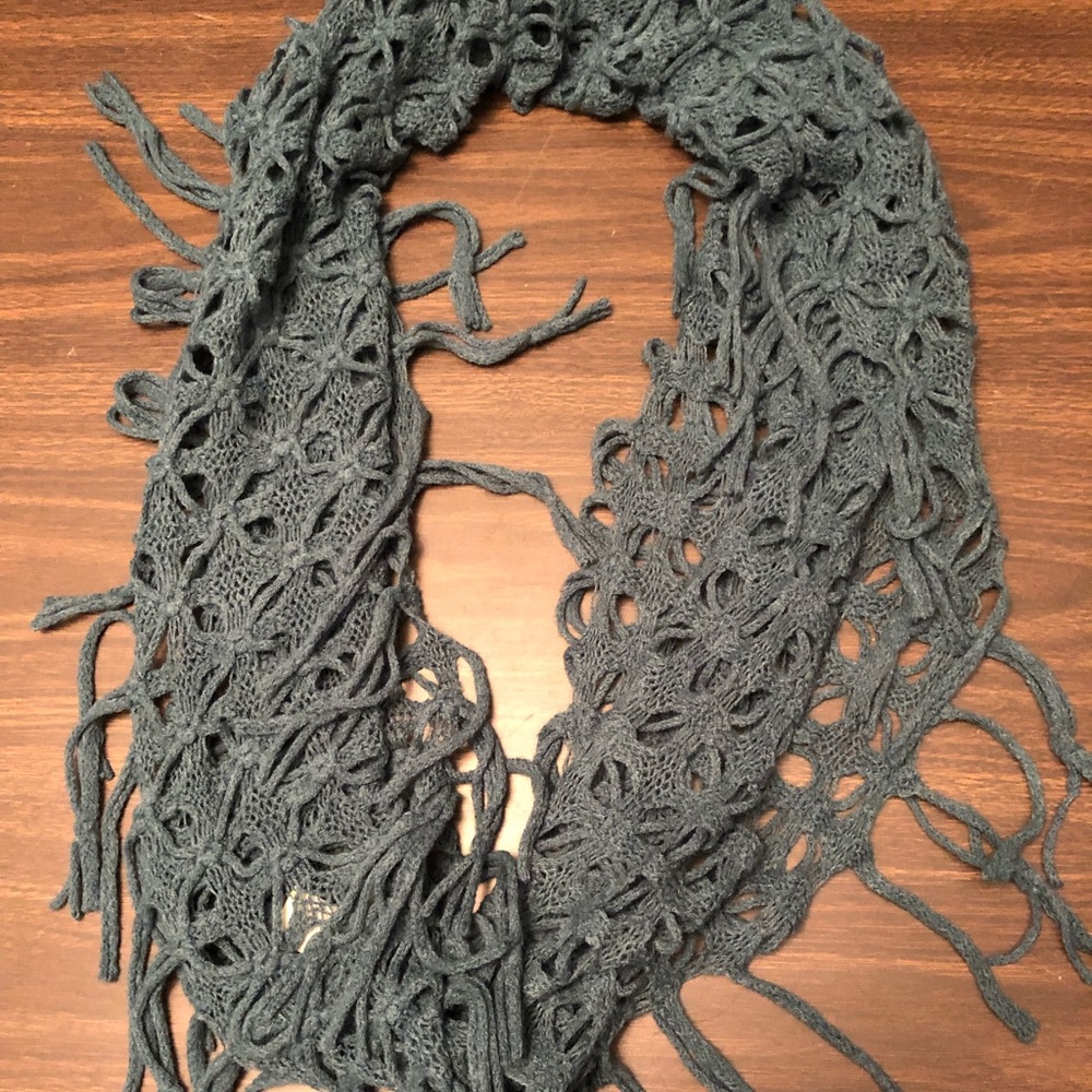 Infinity scarf